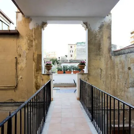 Dante Vintage Apartment *